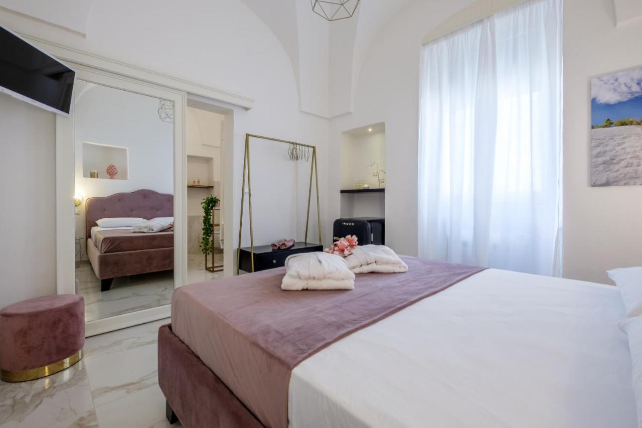 La Bella Ostuni Suites ภายนอก รูปภาพ