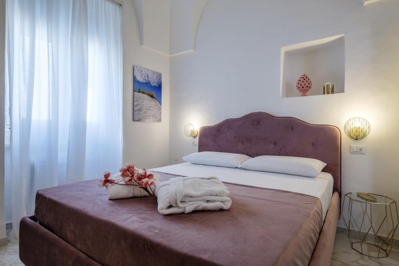 La Bella Ostuni Suites ภายนอก รูปภาพ