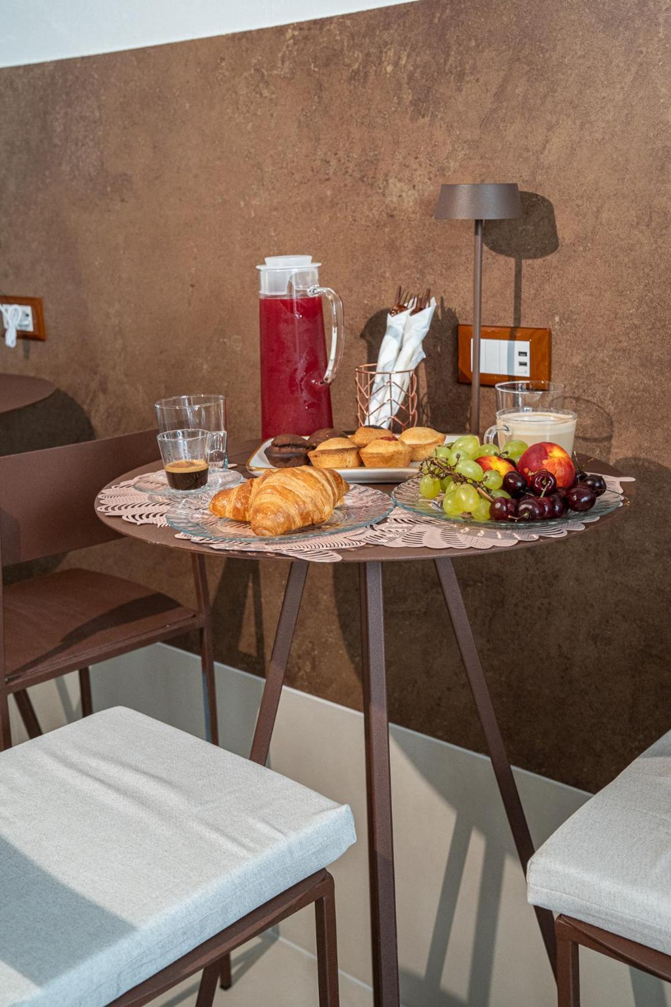 La Bella Ostuni Suites ภายนอก รูปภาพ